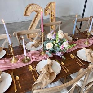 21 diner garden party look